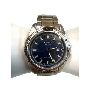 Casio Quartz Stainless Steel Watch Blue Dial Date 39mm NWOT Japan Movt